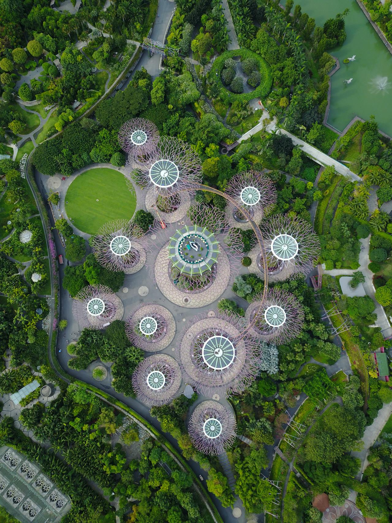 Beautiful landscape garden design by Khunzar